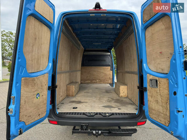 Мерседес Sprinter, объемом двигателя 0 л и пробегом 355 тыс. км за 35500 $, фото 16 на Automoto.ua