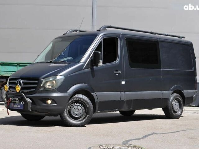 Мерседес Sprinter, объемом двигателя 2.1 л и пробегом 238 тыс. км за 17300 $, фото 1 на Automoto.ua