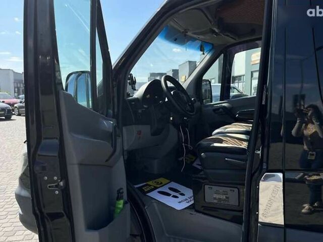 Мерседес Sprinter, объемом двигателя 2.1 л и пробегом 425 тыс. км за 19200 $, фото 8 на Automoto.ua