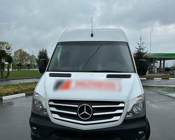 Мерседес Sprinter, объемом двигателя 2.14 л и пробегом 250 тыс. км за 19000 $, фото 1 на Automoto.ua