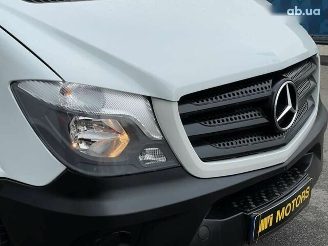 Мерседес Sprinter, объемом двигателя 2.2 л и пробегом 737 тыс. км за 25000 $, фото 5 на Automoto.ua