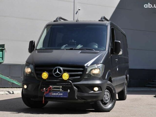 Мерседес Sprinter, объемом двигателя 2.1 л и пробегом 238 тыс. км за 17500 $, фото 3 на Automoto.ua