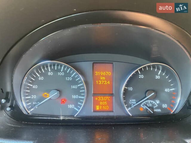 Мерседес Sprinter, объемом двигателя 2.2 л и пробегом 310 тыс. км за 18800 $, фото 10 на Automoto.ua