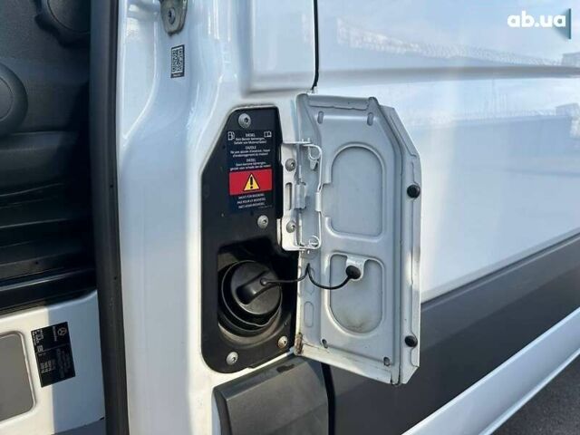 Мерседес Sprinter, объемом двигателя 0 л и пробегом 289 тыс. км за 19950 $, фото 12 на Automoto.ua