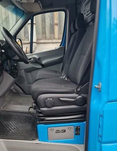 Мерседес Sprinter, объемом двигателя 3 л и пробегом 365 тыс. км за 31500 $, фото 33 на Automoto.ua