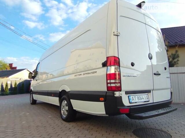 Мерседес Sprinter, объемом двигателя 2.2 л и пробегом 208 тыс. км за 26400 $, фото 12 на Automoto.ua