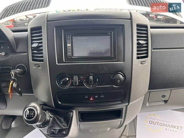 Мерседес Sprinter, об'ємом двигуна 2.2 л та пробігом 196 тис. км за 23900 $, фото 27 на Automoto.ua