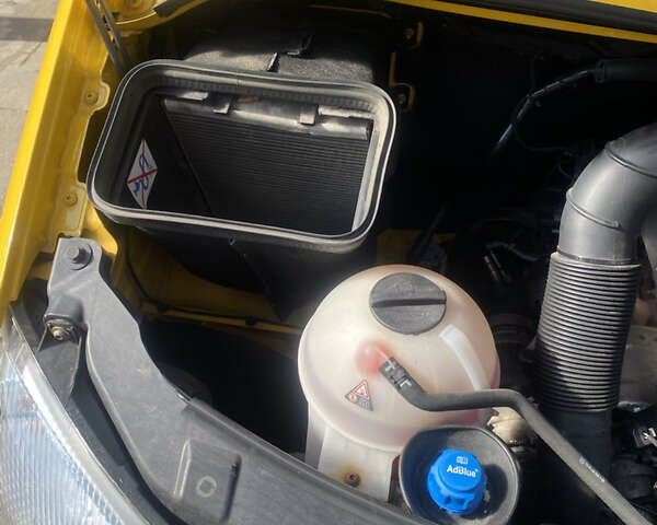 Мерседес Sprinter, объемом двигателя 2.2 л и пробегом 310 тыс. км за 18800 $, фото 4 на Automoto.ua