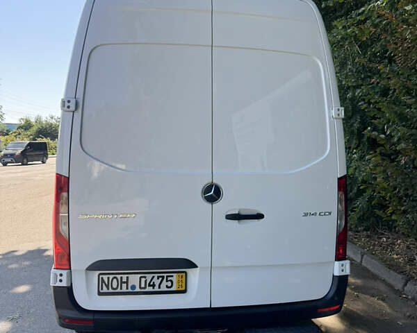 Мерседес Sprinter, объемом двигателя 2.14 л и пробегом 148 тыс. км за 25500 $, фото 3 на Automoto.ua