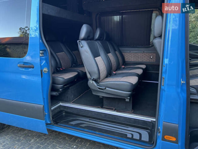 Мерседес Sprinter, объемом двигателя 2.99 л и пробегом 525 тыс. км за 38925 $, фото 5 на Automoto.ua