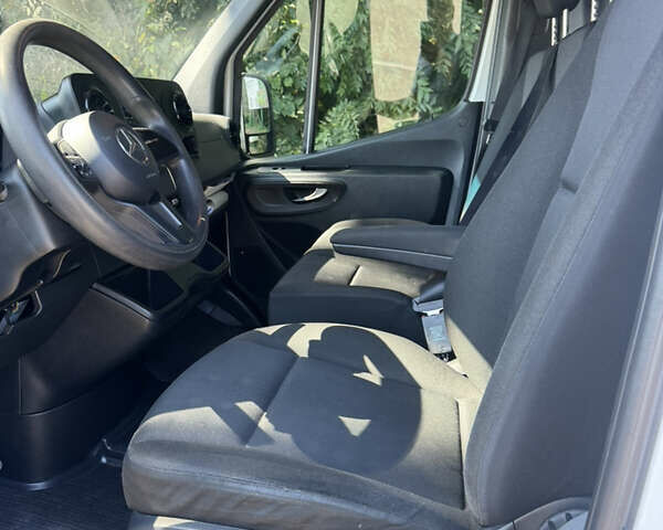 Мерседес Sprinter, объемом двигателя 2.14 л и пробегом 148 тыс. км за 25500 $, фото 8 на Automoto.ua