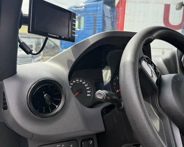 Мерседес Sprinter, объемом двигателя 0 л и пробегом 175 тыс. км за 31829 $, фото 10 на Automoto.ua