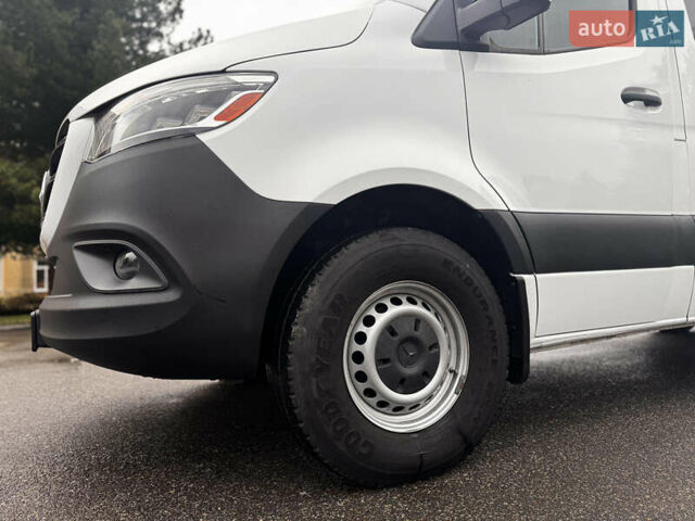 Мерседес Sprinter, объемом двигателя 3 л и пробегом 170 тыс. км за 37500 $, фото 12 на Automoto.ua