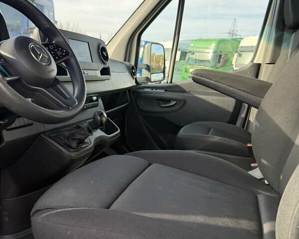 Мерседес Sprinter, объемом двигателя 0 л и пробегом 179 тыс. км за 32558 $, фото 13 на Automoto.ua