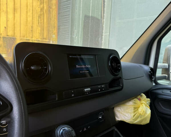 Мерседес Sprinter, объемом двигателя 0 л и пробегом 179 тыс. км за 32558 $, фото 8 на Automoto.ua