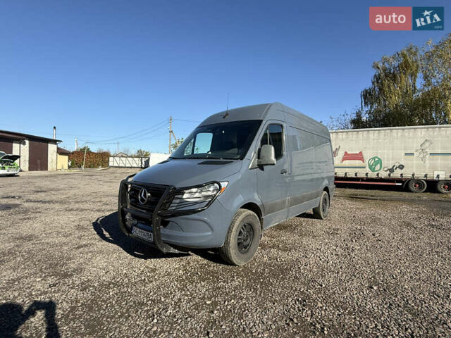 Мерседес Sprinter, объемом двигателя 3 л и пробегом 382 тыс. км за 25000 $, фото 4 на Automoto.ua