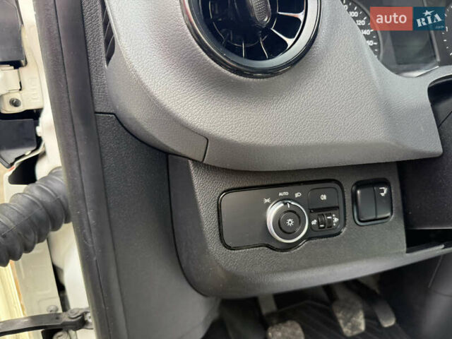 Мерседес Sprinter, объемом двигателя 0 л и пробегом 175 тыс. км за 31829 $, фото 7 на Automoto.ua