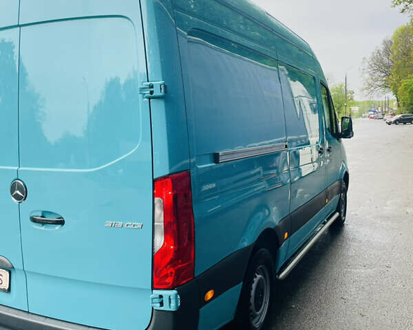 Мерседес Sprinter, об'ємом двигуна 2.2 л та пробігом 254 тис. км за 27500 $, фото 3 на Automoto.ua