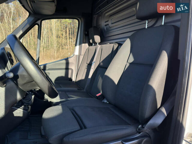 Мерседес Sprinter, объемом двигателя 2.14 л и пробегом 198 тыс. км за 22900 $, фото 25 на Automoto.ua