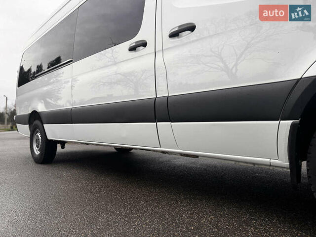 Мерседес Sprinter, объемом двигателя 3 л и пробегом 170 тыс. км за 37500 $, фото 11 на Automoto.ua