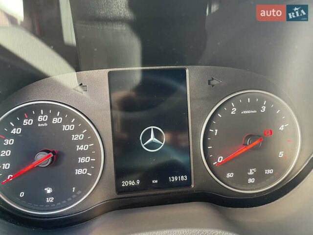Мерседес Sprinter, объемом двигателя 2.14 л и пробегом 139 тыс. км за 33500 $, фото 31 на Automoto.ua