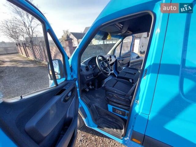 Мерседес Sprinter, объемом двигателя 2.99 л и пробегом 350 тыс. км за 35000 $, фото 11 на Automoto.ua