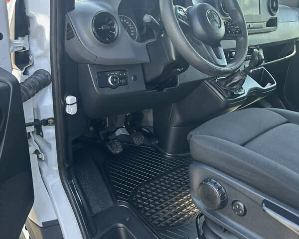 Мерседес Sprinter, об'ємом двигуна 0 л та пробігом 245 тис. км за 22300 $, фото 12 на Automoto.ua