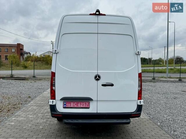 Мерседес Sprinter, об'ємом двигуна 2 л та пробігом 216 тис. км за 27999 $, фото 4 на Automoto.ua