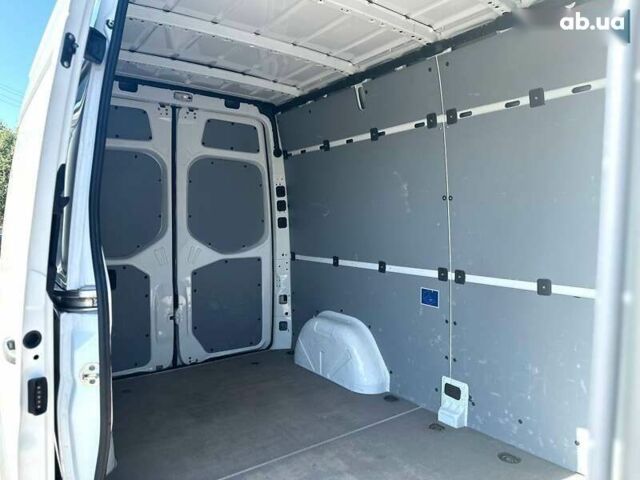 Мерседес Sprinter, объемом двигателя 2.1 л и пробегом 204 тыс. км за 22490 $, фото 18 на Automoto.ua