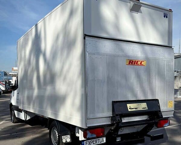 Мерседес Sprinter, объемом двигателя 2.2 л и пробегом 111 тыс. км за 34999 $, фото 4 на Automoto.ua