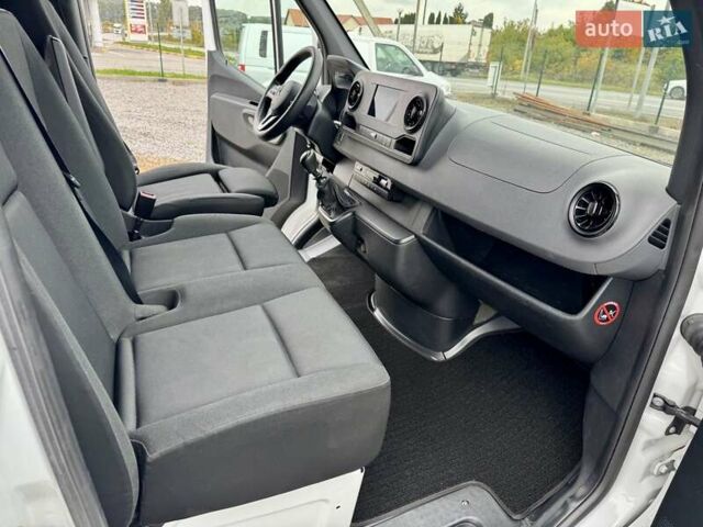 Мерседес Sprinter, об'ємом двигуна 2 л та пробігом 216 тис. км за 27999 $, фото 15 на Automoto.ua