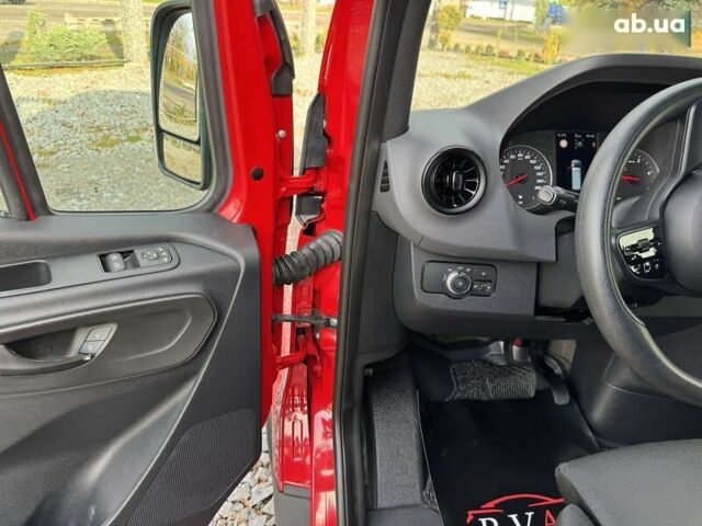 Мерседес Sprinter, объемом двигателя 0 л и пробегом 227 тыс. км за 28950 $, фото 13 на Automoto.ua