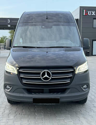 Мерседес Sprinter, объемом двигателя 2.14 л и пробегом 285 тыс. км за 35850 $, фото 1 на Automoto.ua