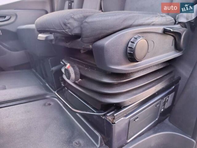 Мерседес Sprinter, объемом двигателя 2.99 л и пробегом 660 тыс. км за 29999 $, фото 30 на Automoto.ua