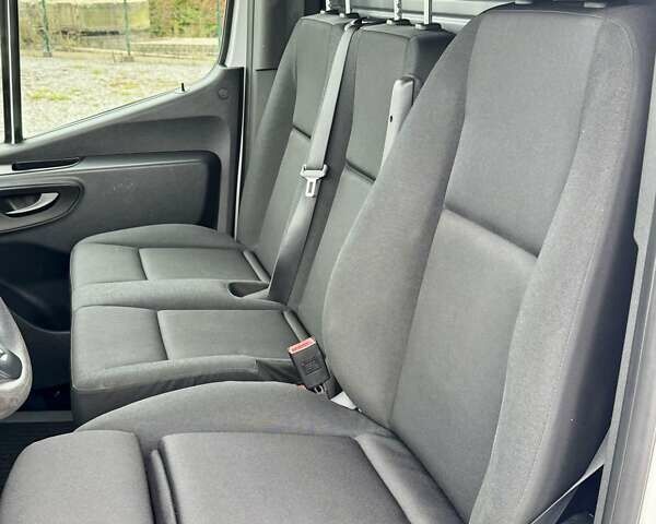 Мерседес Sprinter, об'ємом двигуна 2 л та пробігом 216 тис. км за 27999 $, фото 9 на Automoto.ua
