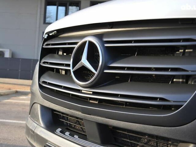 Мерседес Sprinter, объемом двигателя 2 л и пробегом 208 тыс. км за 27800 $, фото 16 на Automoto.ua
