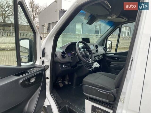 Мерседес Sprinter, объемом двигателя 2.14 л и пробегом 294 тыс. км за 23800 $, фото 11 на Automoto.ua