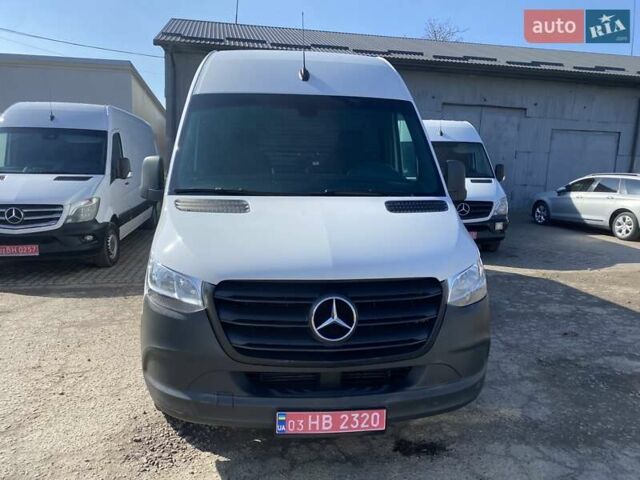 Мерседес Sprinter, объемом двигателя 2.14 л и пробегом 294 тыс. км за 23800 $, фото 1 на Automoto.ua