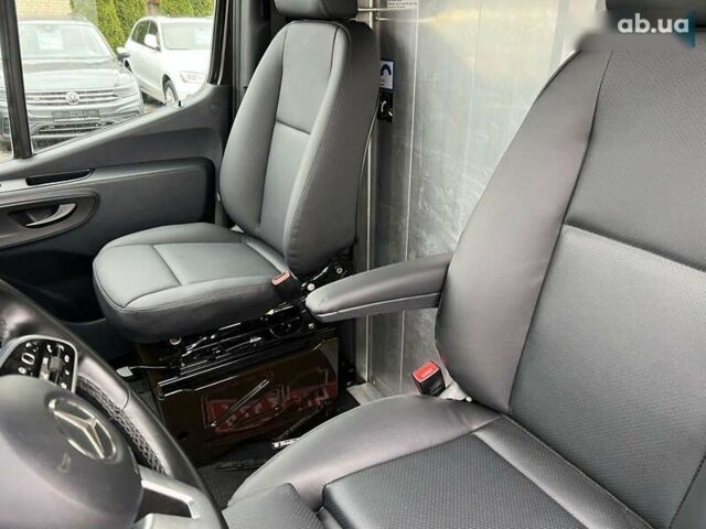 Мерседес Sprinter, объемом двигателя 2 л и пробегом 293 тыс. км за 27490 $, фото 24 на Automoto.ua