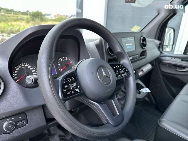 Мерседес Sprinter, объемом двигателя 2.1 л и пробегом 321 тыс. км за 25900 $, фото 12 на Automoto.ua