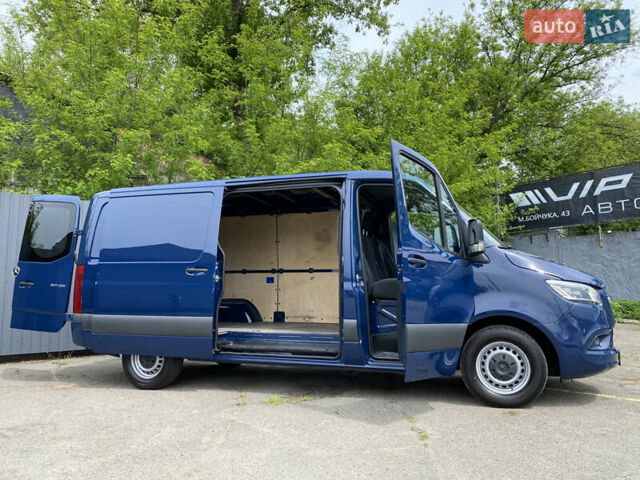 Мерседес Sprinter, объемом двигателя 0 л и пробегом 190 тыс. км за 28700 $, фото 14 на Automoto.ua
