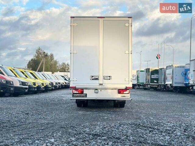 Мерседес Sprinter, объемом двигателя 2.2 л и пробегом 180 тыс. км за 29800 $, фото 13 на Automoto.ua