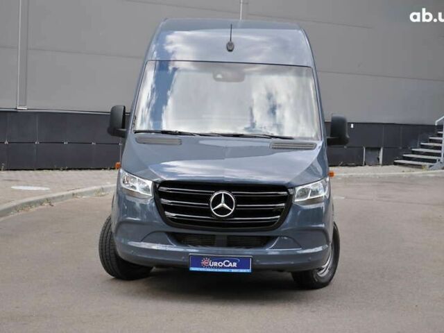 Мерседес Sprinter, объемом двигателя 2.1 л и пробегом 137 тыс. км за 32500 $, фото 3 на Automoto.ua
