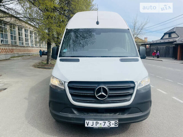 Мерседес Sprinter, об'ємом двигуна 3 л та пробігом 271 тис. км за 45945 $, фото 2 на Automoto.ua