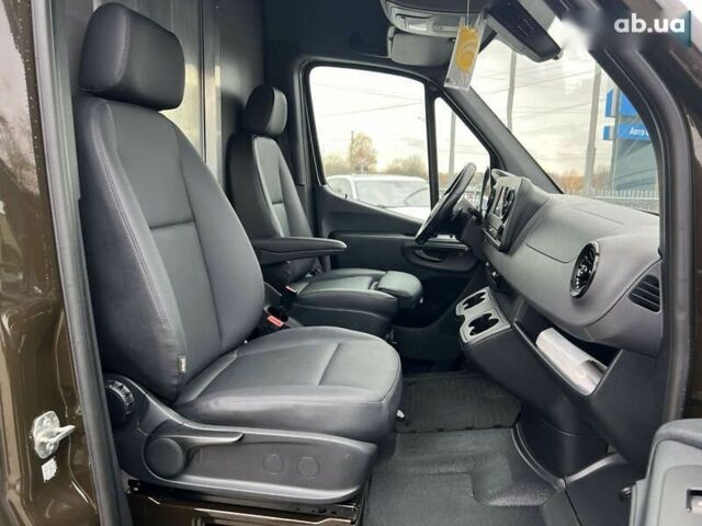 Мерседес Sprinter, объемом двигателя 2 л и пробегом 293 тыс. км за 27490 $, фото 27 на Automoto.ua