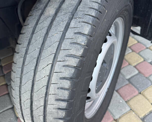 Мерседес Sprinter, об'ємом двигуна 2 л та пробігом 188 тис. км за 27800 $, фото 4 на Automoto.ua
