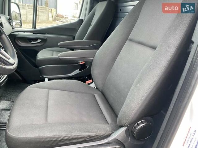 Мерседес Sprinter, объемом двигателя 2.14 л и пробегом 294 тыс. км за 23800 $, фото 12 на Automoto.ua