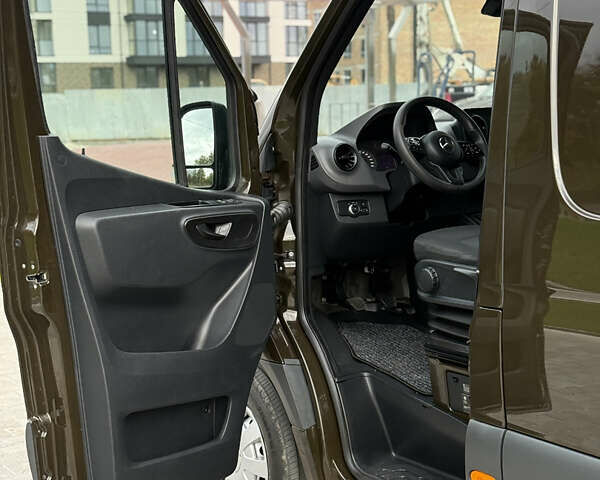 Мерседес Sprinter, объемом двигателя 2.2 л и пробегом 225 тыс. км за 25900 $, фото 15 на Automoto.ua