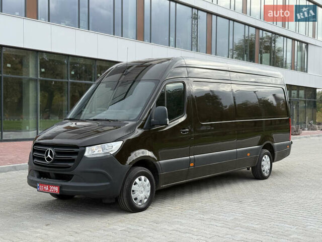 Мерседес Sprinter, объемом двигателя 2.2 л и пробегом 225 тыс. км за 25900 $, фото 1 на Automoto.ua