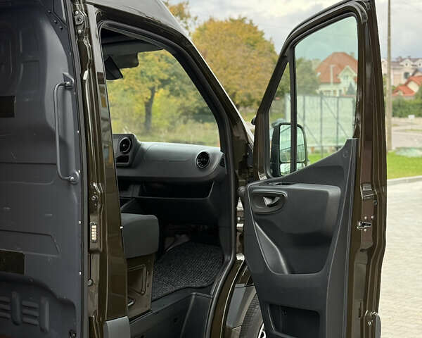 Мерседес Sprinter, объемом двигателя 2.2 л и пробегом 225 тыс. км за 25900 $, фото 22 на Automoto.ua